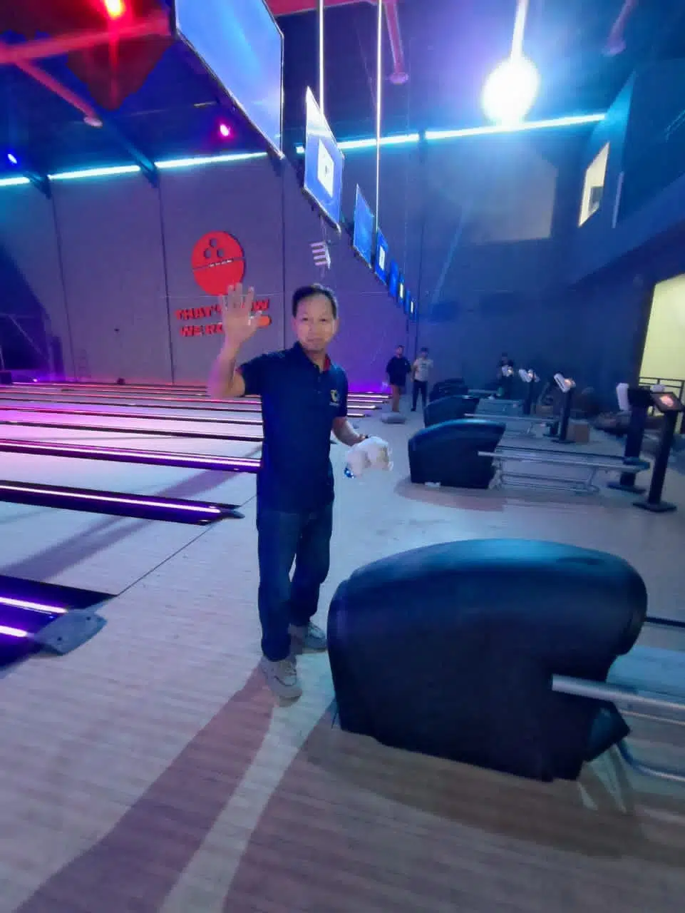 تصميم مسارات بولينغ احترافية